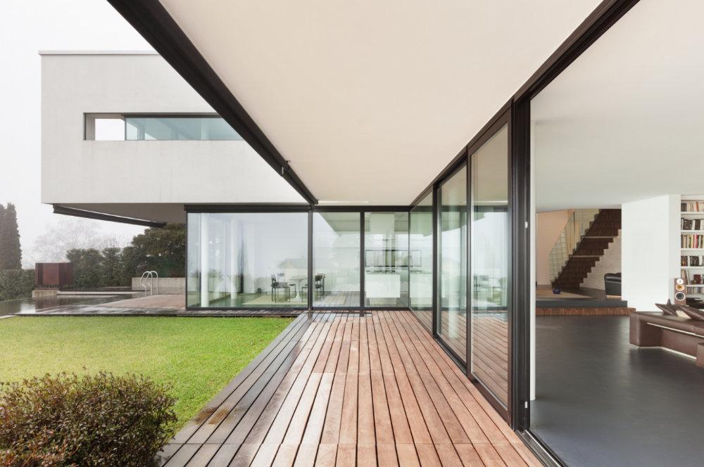 Glasfront Haus